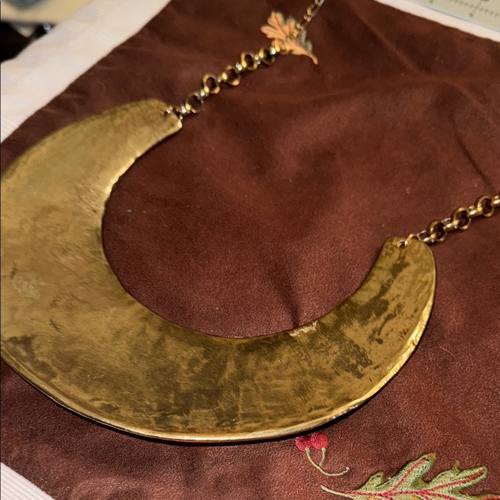 M Style Lab Gold Necklace - Picture 5 of 8